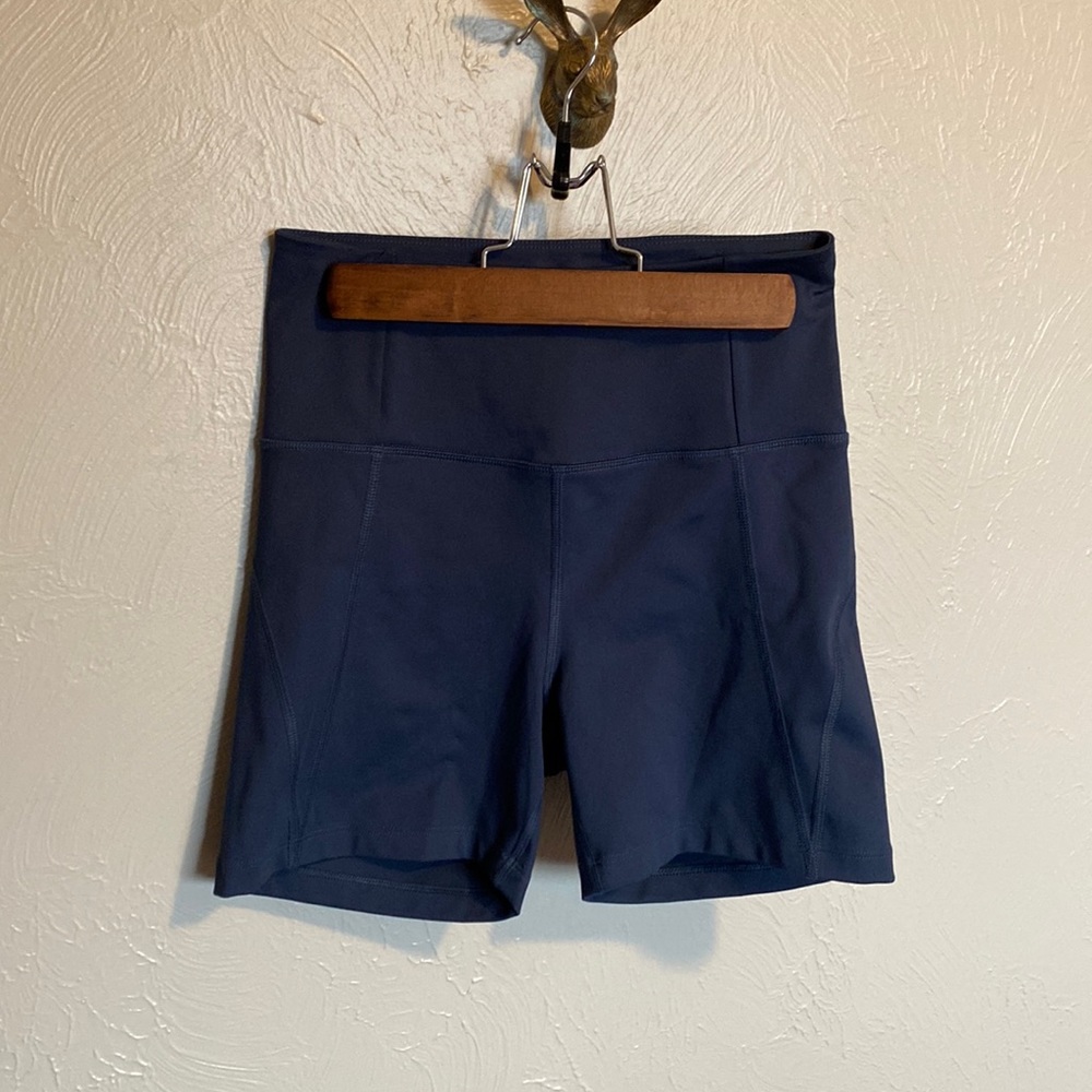Girlfriend collective high rise run short